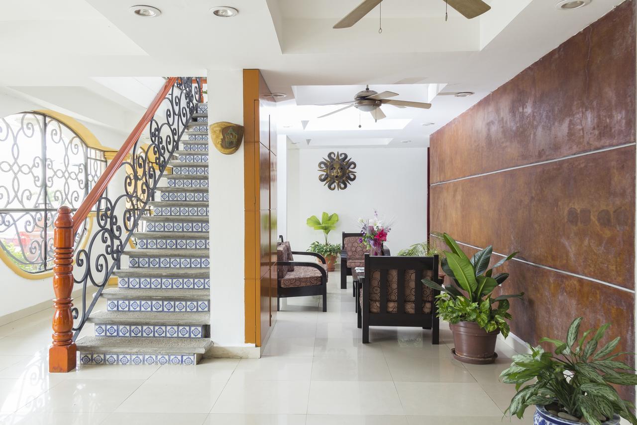 Hotel Madan Cardenas Exterior photo